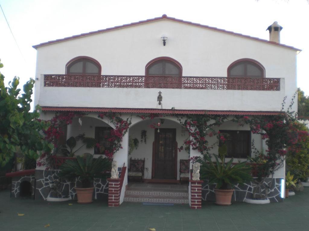 Casa Rural Cal Josefina & Tomas La Riera  Экстерьер фото